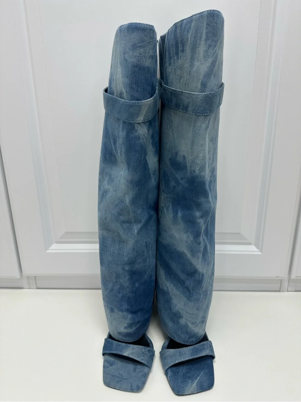 NIB Azalea Wang Marietta Denim Fold Over Open Toe Wedge Boots Tie Dye Size 9
